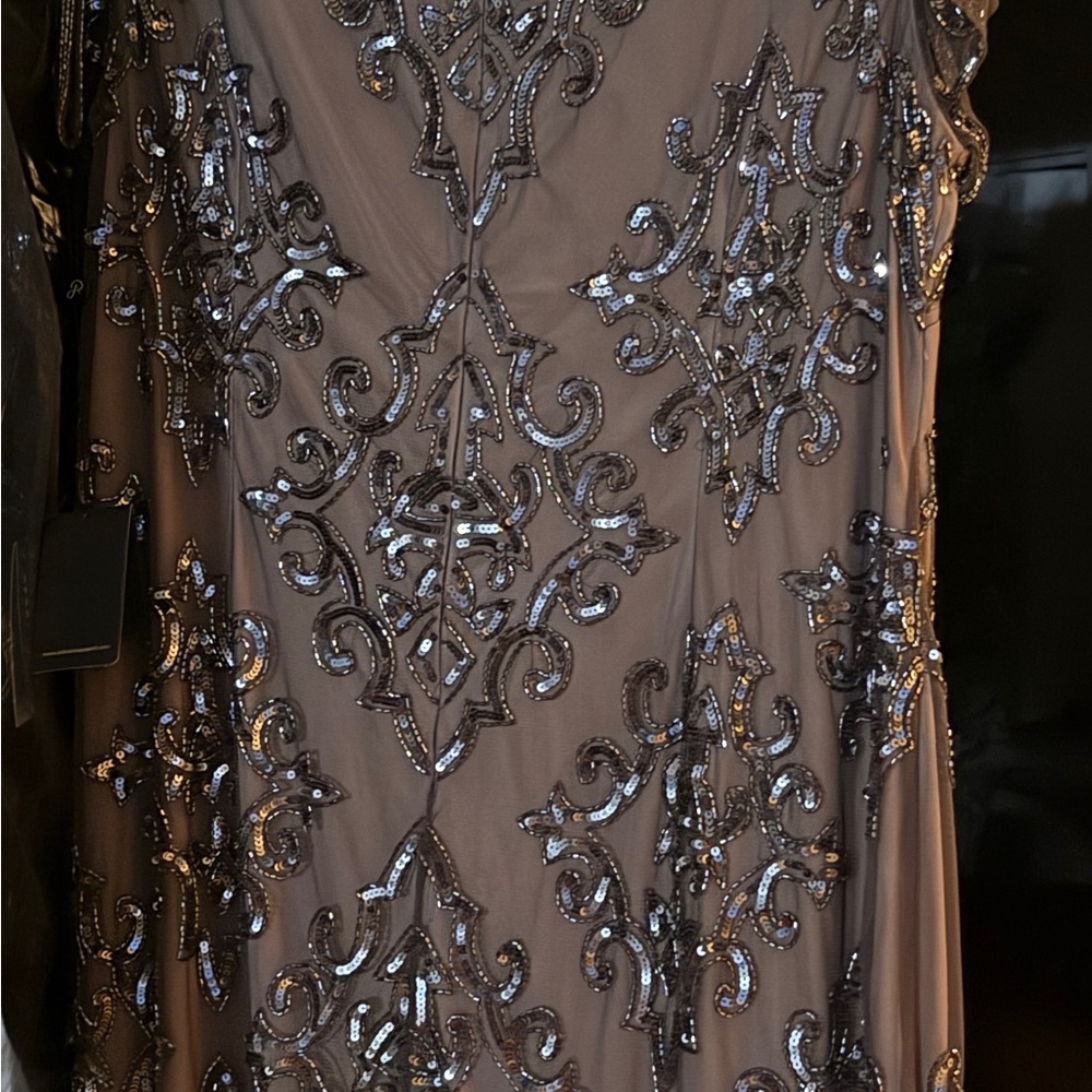 Elegant Beaded Evening Dress - Black